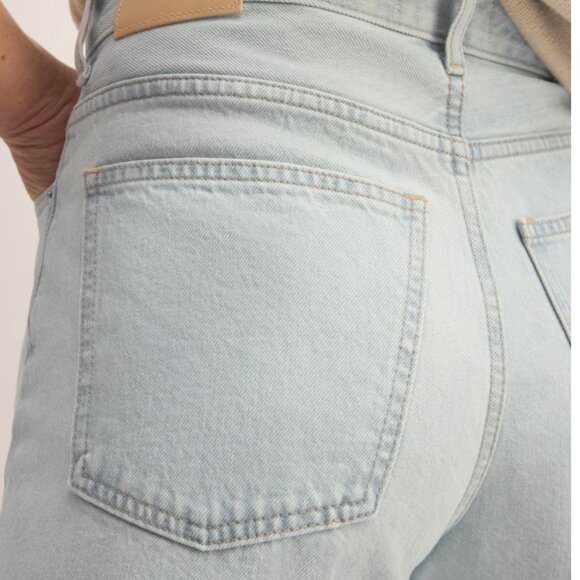 NWT Everlane A-Line High Rise 100% Cotton Denim Shorts Size 33 - Picture 4 of 8